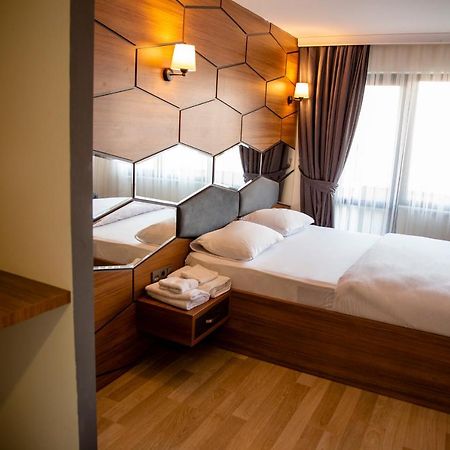 F & B Suite Istambul Exterior foto